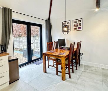 1 bedroom bungalow to rent Riverside Road, Luton, Bedfordshire, LU3 - Photo 4