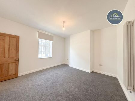 3 bedroom semi-detached house to rent - Photo 3