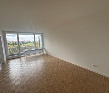 Modernisierte 2-Zimmer-Wohnung in zentraler Lage von Neuperlach - Foto 1
