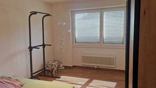 3½ Zimmer-Wohnung in Studen (BE), möbliert, auf Zeit - Photo 1