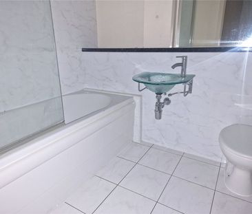 Bradford Road, Dewsbury, West Yorkshire, WF13 - Photo 6