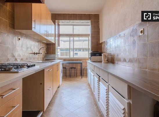 lisbon, Lisbon 1350 - Photo 1