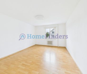 CENTRAL LOCATION! - Photo 3