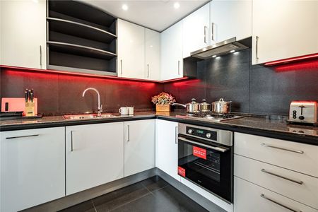 Westferry Circus, London, E14 flat to rent - Photo 3