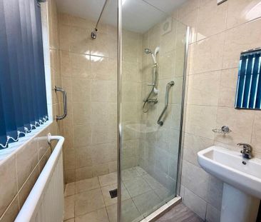 2 bedroom end of terrace house to rent - Photo 4
