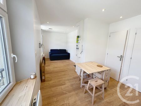 Location Appartement 1 pièce 21m² LA NEUVILLETTE 51100 - Photo 2