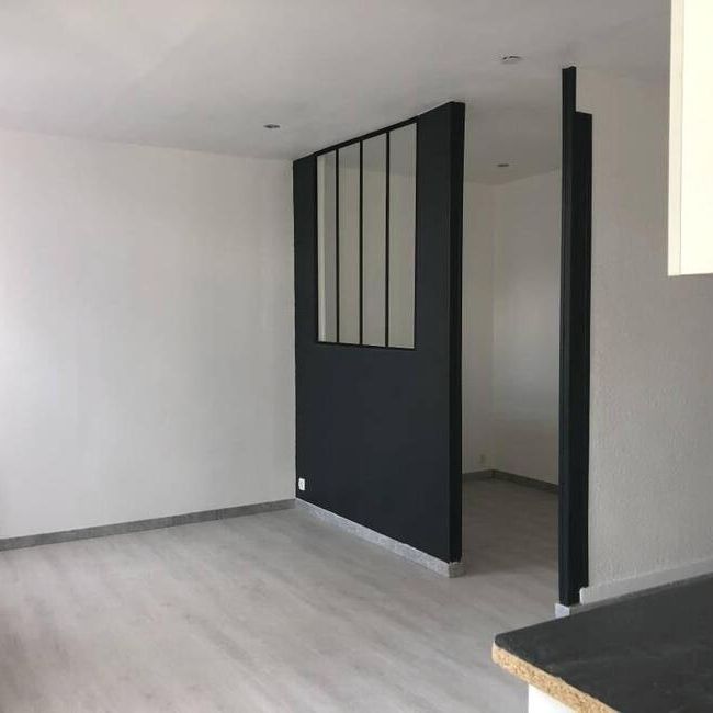 Appartement - 2 pièces - 26 m² - Saint-Étienne - Photo 1