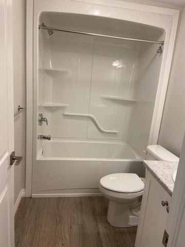 For Lease - 66 Livingston Drive, Tillsonburg, Ontario - Photo 2