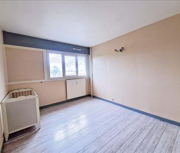5 pièces - 93 m² - 1er étage - Colocation non autorisée - Photo 2