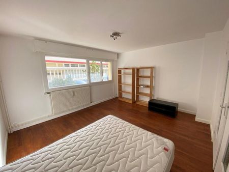 Location Appartement 3 pièces 69m² DIJON 21000 - Photo 3
