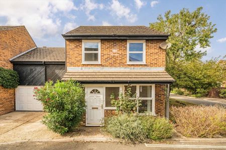 Thamesgate Close, TW10, London - Photo 3