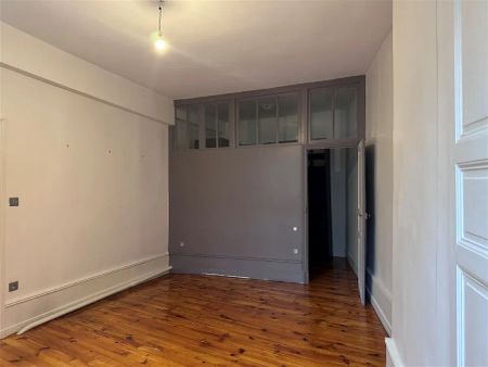 Location appartement 4 pièces - 104.99m² à Clermont ferrand (63000) - Photo 2