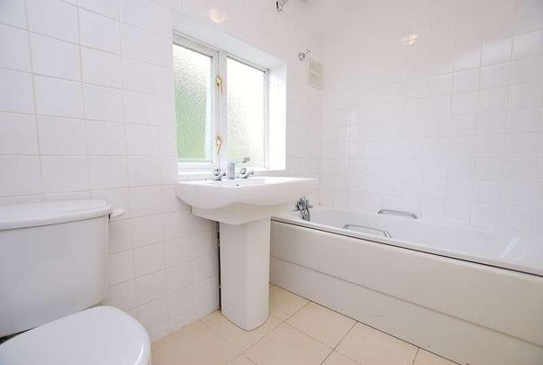 Bushy Hill Drive, Guildford, Surrey, GU1 - Photo 1