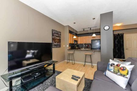 Edmonton Furnished Condo Rental in Northeast - Modern home away from home in the North - Photo 5