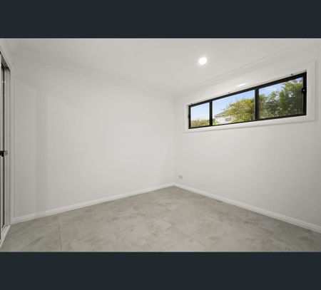 7 Brennan Avenue, Kincumber, NSW 2251 - Photo 2