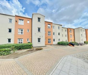 Studio Flat, Creek Road, SE8 - Photo 3