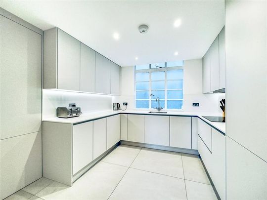 3 bedroom apartment to rent - Photo 1