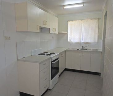1/90 Evan Street, Mackay - Photo 4