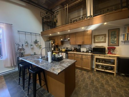 82 King Suite 403 - Photo 4