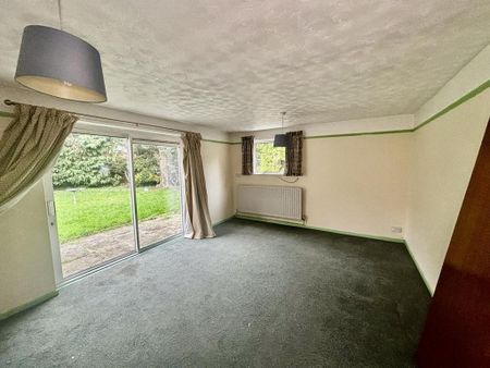 4 bedroom detached house to rent - Photo 3