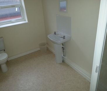 5 Bedroom Terraced To Rent in Nottingham - Photo 5