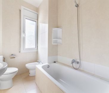 Cosy room in Valencia street - Photo 6