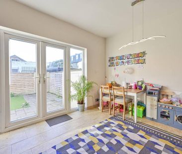 3 bedroom terraced house to rent - Photo 1