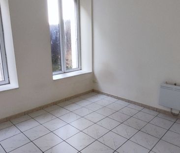 Location Appartement 3 pièces 42m² LA FERTE MACE 61600 - Photo 1