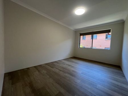 Renovated unit Perfectly Positioned in the Heart of Punchbowl - Photo 4