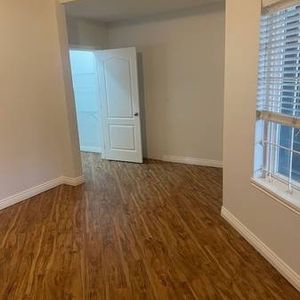 2 BED 1 BATH SUITE - Photo 2