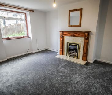 Fortfields, Dursley - Photo 1