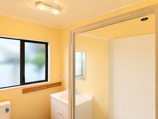 7A Ross Crescent - Photo 1