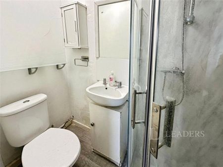 House share to rent - Photo 4