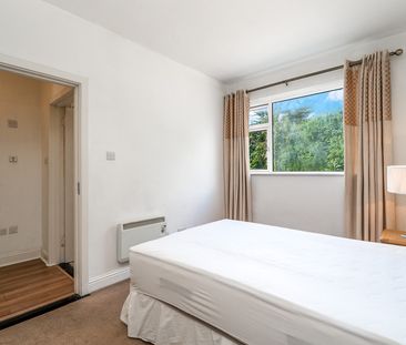 APARTMENT 4, BROOKFIELD, ANGLESEA ROAD, DUBLIN 4, D04 YX84 - Photo 2