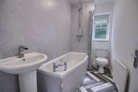 2 bed end of terrace house to rent in Askham Close, Middlesbrough, TS4 - Photo 2