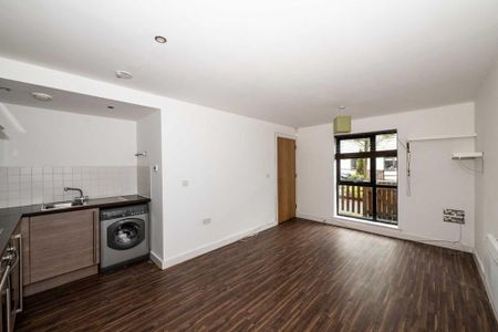 1 bedroom flat to rent - Photo 3
