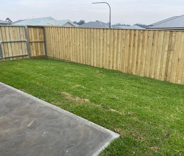 Large Family Home - Photo 2