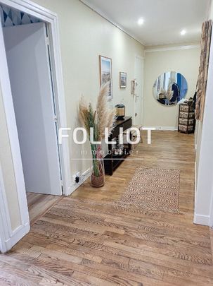 A LOUER - CENTRE VILLE DE VIRE - BEAU ET GRAND F3 DE 93 M� - Photo 1
