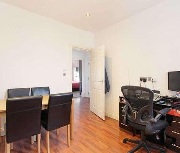 Norbury Crescent, Norbury, SW16 - Photo 2