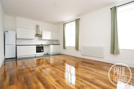 2 bedroom apartment to rent - Photo 2