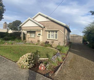 Great Location, Tidy Home - Photo 4