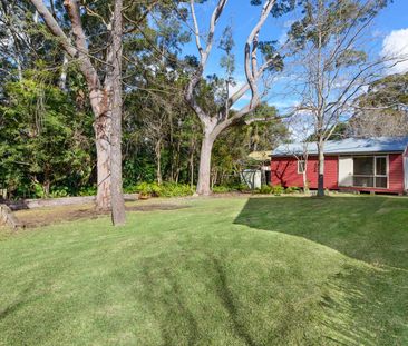 Family home with multiple living areas - Photo 6