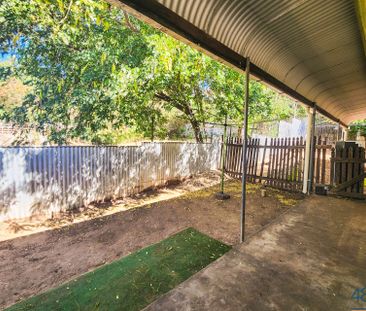 Generous 2 bedder - Photo 2