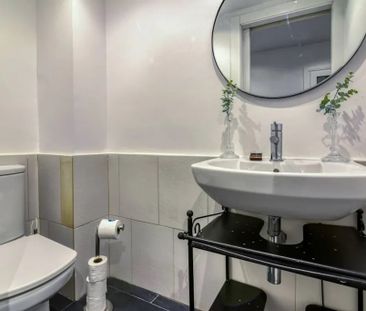 Carrer den Serra, Barcelona, Catalonia 08002 - Photo 3