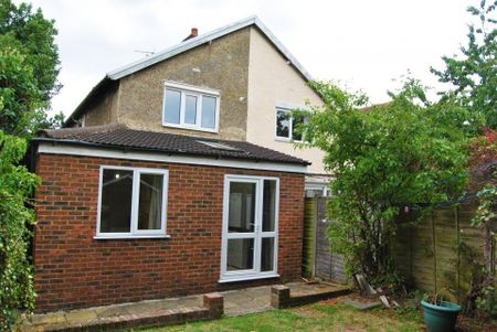 5 bedroom house to rent - Photo 2