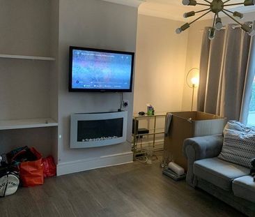 1 Bed Flat, Craydon Road, BS14 - Photo 3