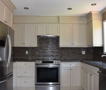 For Lease - 371 Ravineview Way, Oakville, Ontario - Photo 6