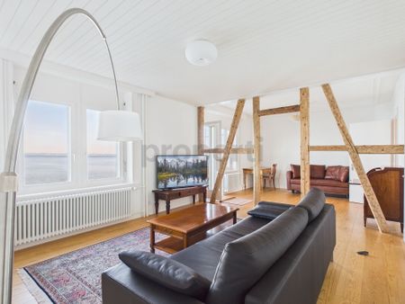 Exklusiv & zentral: Renovierte 3.5-Zimmer-Wohnung mit 180° Bodenseeblick - Photo 3