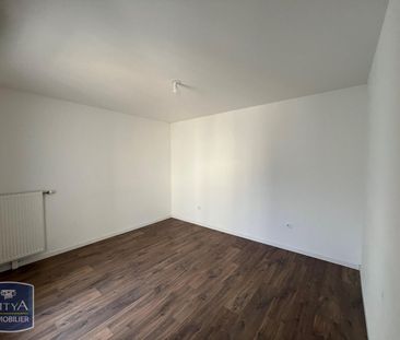 Location Appartement 3 pièces 59m² NEUILLY SUR MARNE 93330 - Photo 5