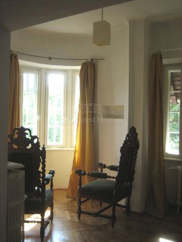 Charming Apartment of Three Bedrooms in Historical Villa, Ioanid park - Photo 2